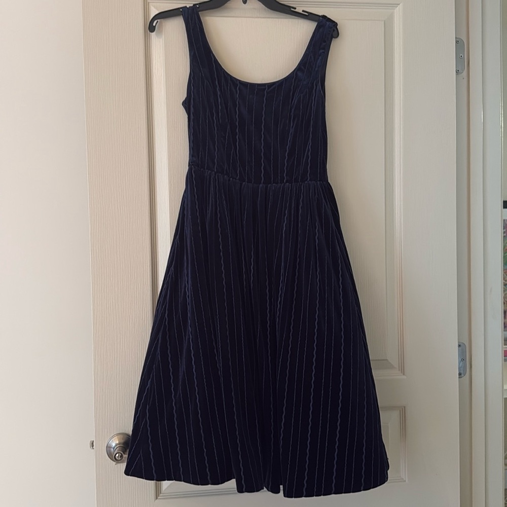 Donna Morgan Size 2 Blue Velvet Dress